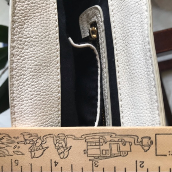 🩸Forever21 Crossbody White/Black 💋 - Picture 11 of 13